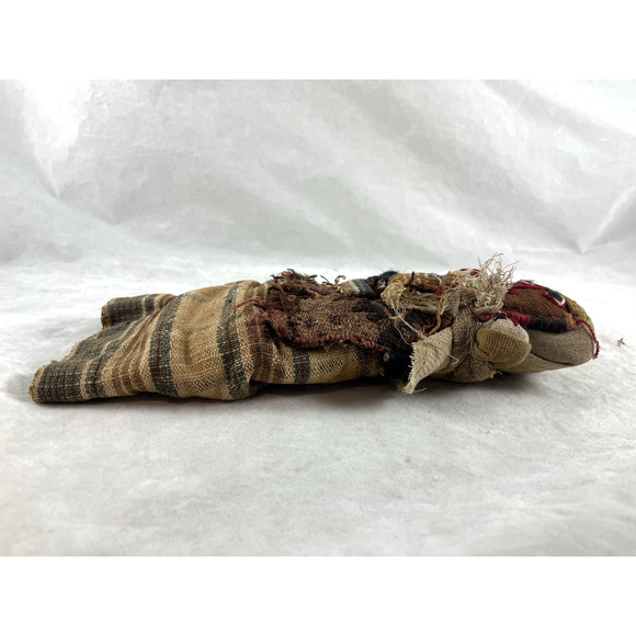 Peruvian Cloth Burial Doll & Babies Ancestor Remembrance Chancay Vintage 10” - Picture 4 of 5
